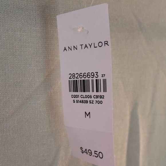 Ann Taylor Shell Cream Mock Turtleneck Sleeveless Top Sz M BNWT Off White Tank - Picture 12 of 12